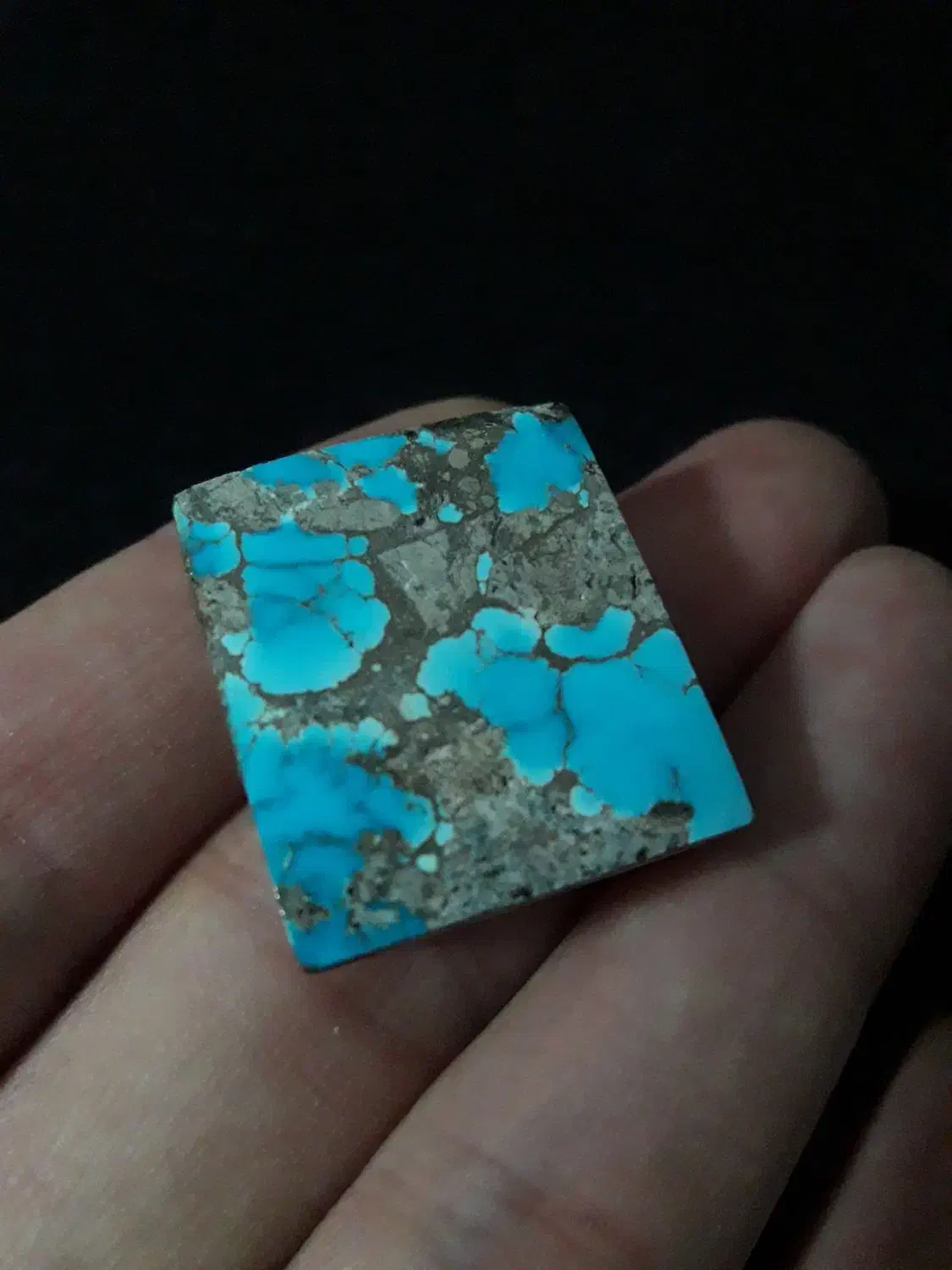 نگین بسیار درشت فیروزه نیشابوری|صنایع دستی و سایر لوازم تزئینی|مشهد, فرهنگیان (شهرک غرب)|دیوار