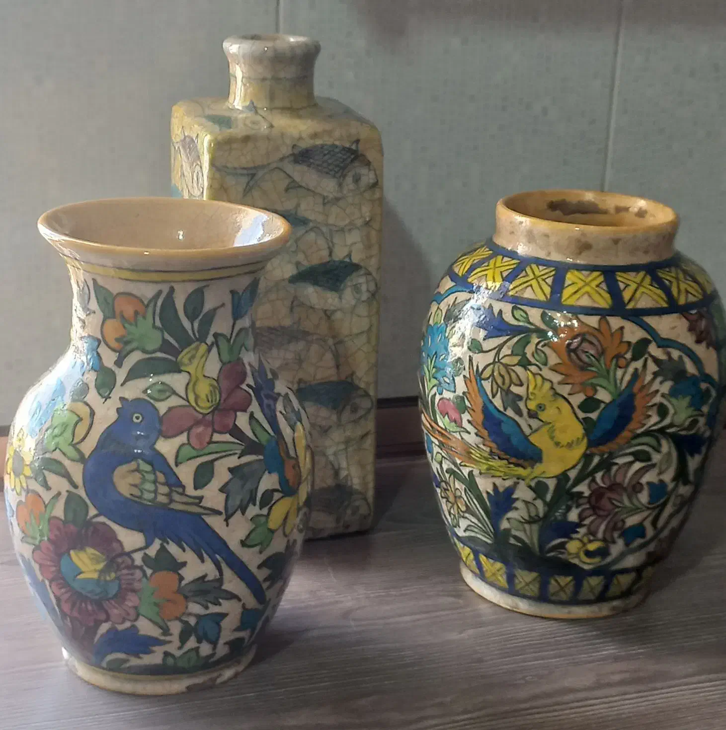 خمره هایی قدیمی.رنگ و لعاب طبیعی|کلکسیون اشیاء عتیقه|گلپایگان, |دیوار