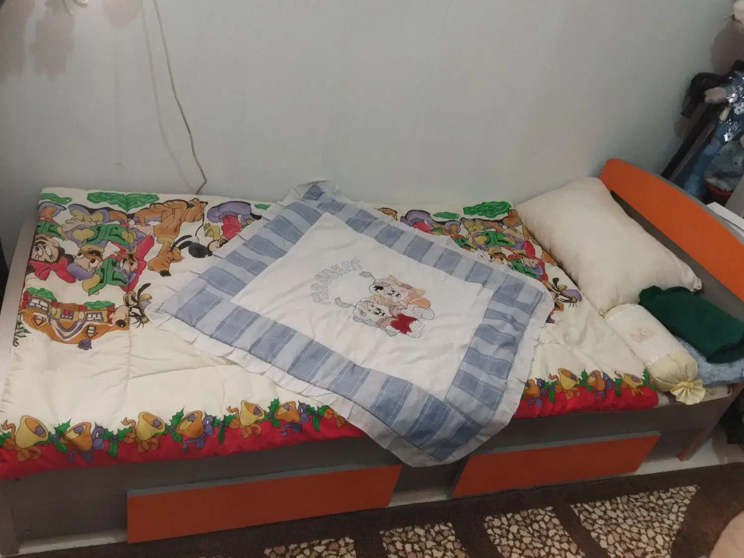 تخت و کمد نوجوان|تخت و سرویس خواب|ورامین, ورامین|دیوار