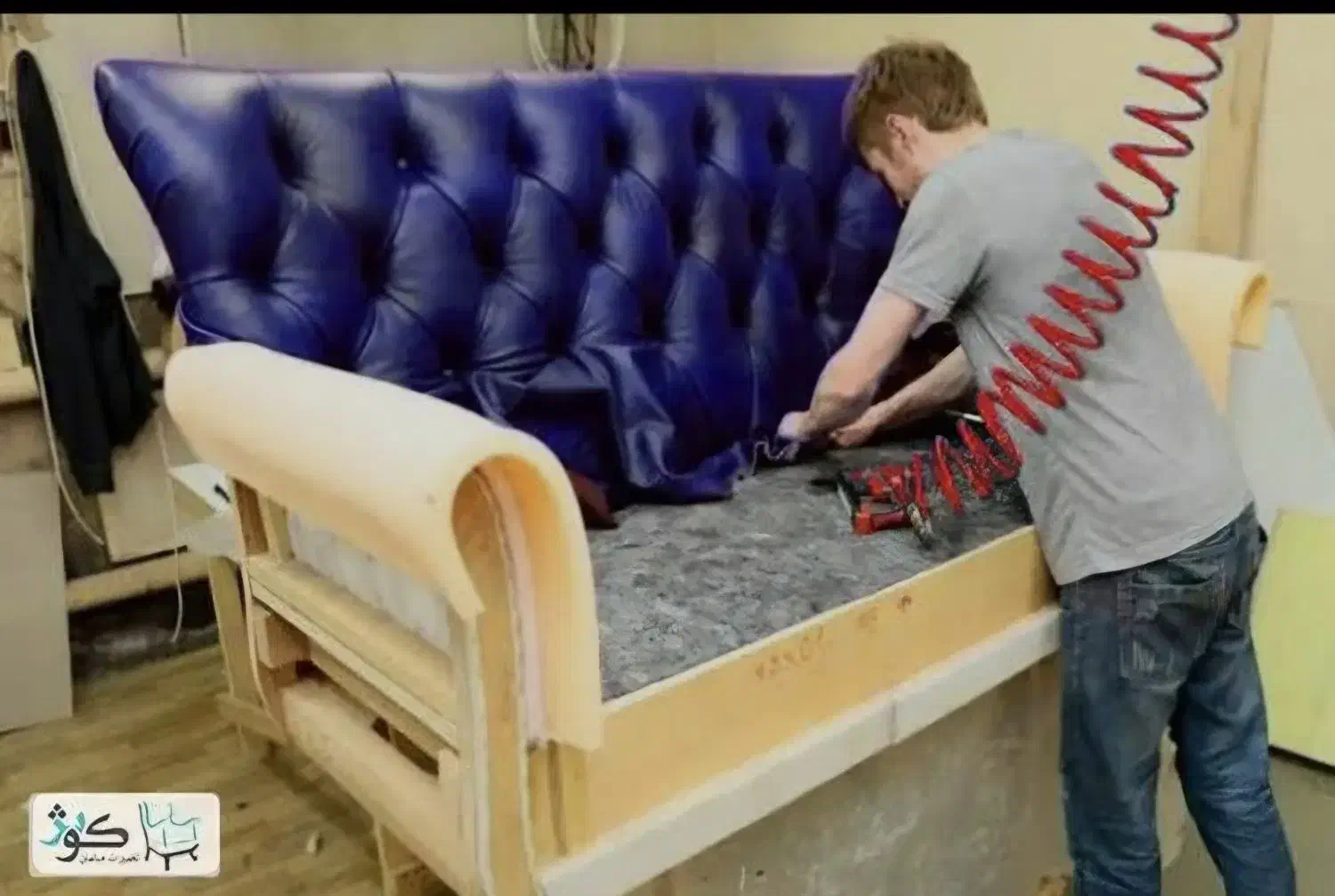 استخدام خیاط و رویه کوب کار مبلمان|استخدام صنعتی، فنی، مهندسی|رشت, گلسار|دیوار