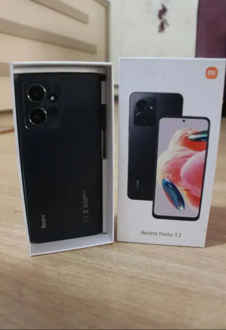 نوت 12|موبایل|میانه, |دیوار