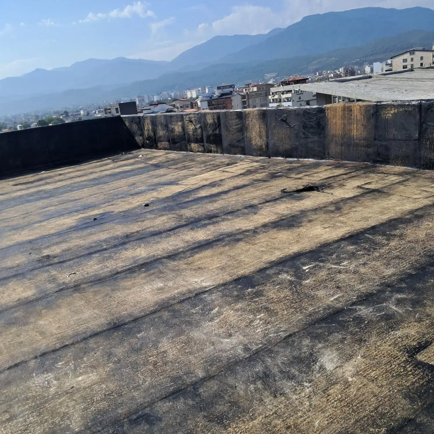 نصب ایزوگام وقیر گونی واسفالت فروش اقساط|خدمات پیشه و مهارت|چالوس, |دیوار