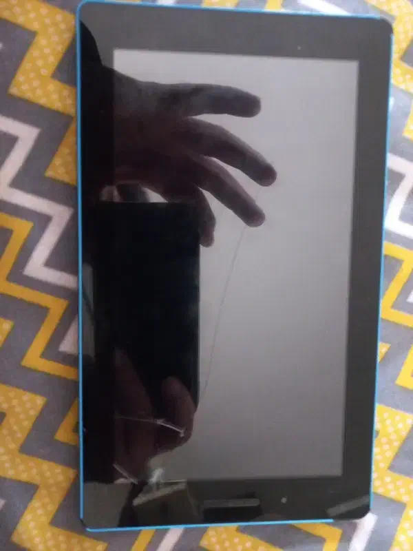 تبلت لنوا|تبلت|اصفهان, خرم|دیوار