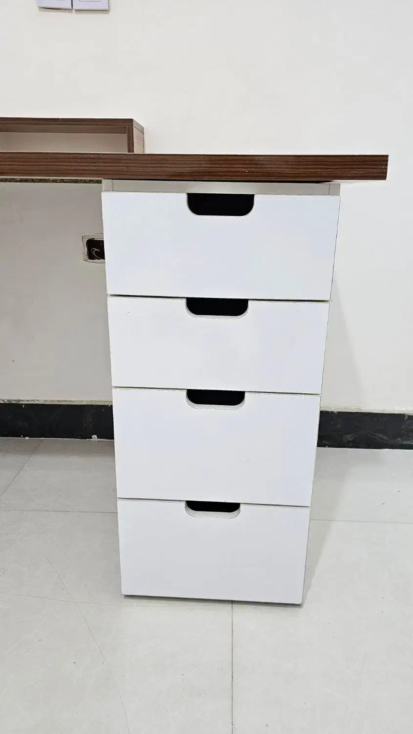 میز کار در حد نو|میز تحریر و کامپیوتر|مشهد, نیروی هوایی|دیوار