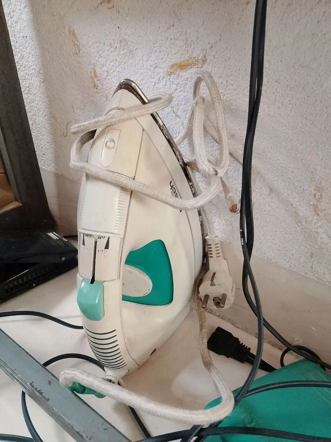 اتو به فروش می رسد با قیمت مناسب|اتو و لوازم اتو|رباط‌کریم, رباط‌کریم|دیوار