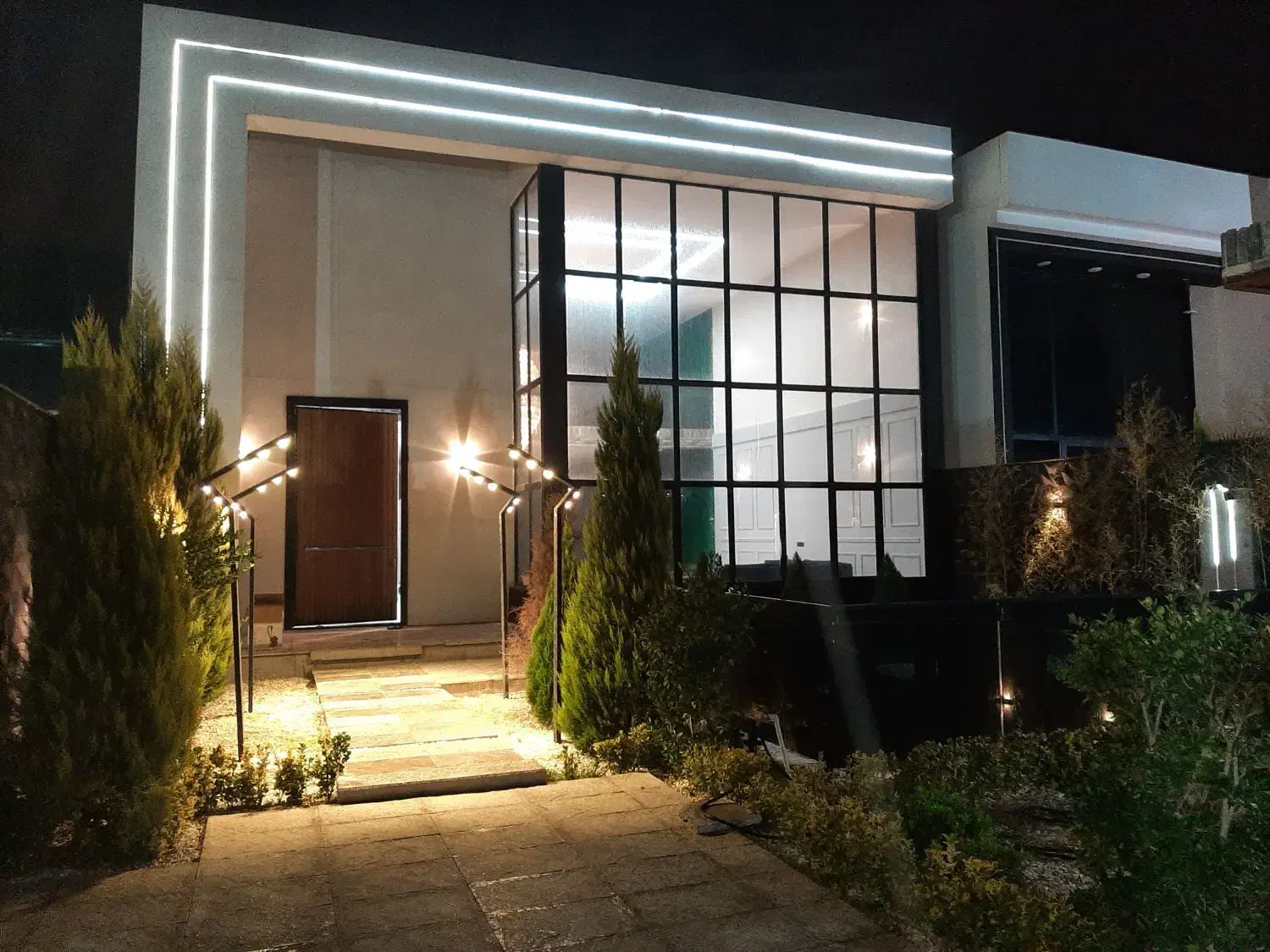 ویلای دوبلکس استخر آب گرم کردان|اجارهٔ کوتاه‌مدت ویلا و باغ|هشتگرد, تهران دشت|دیوار