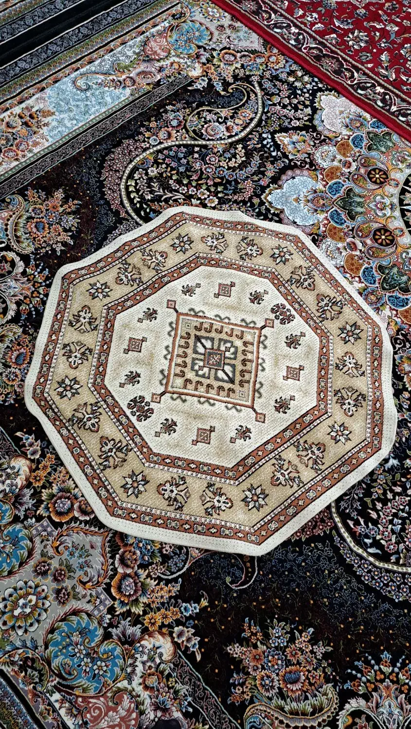 فرش کناری|فرش|قزوین, |دیوار