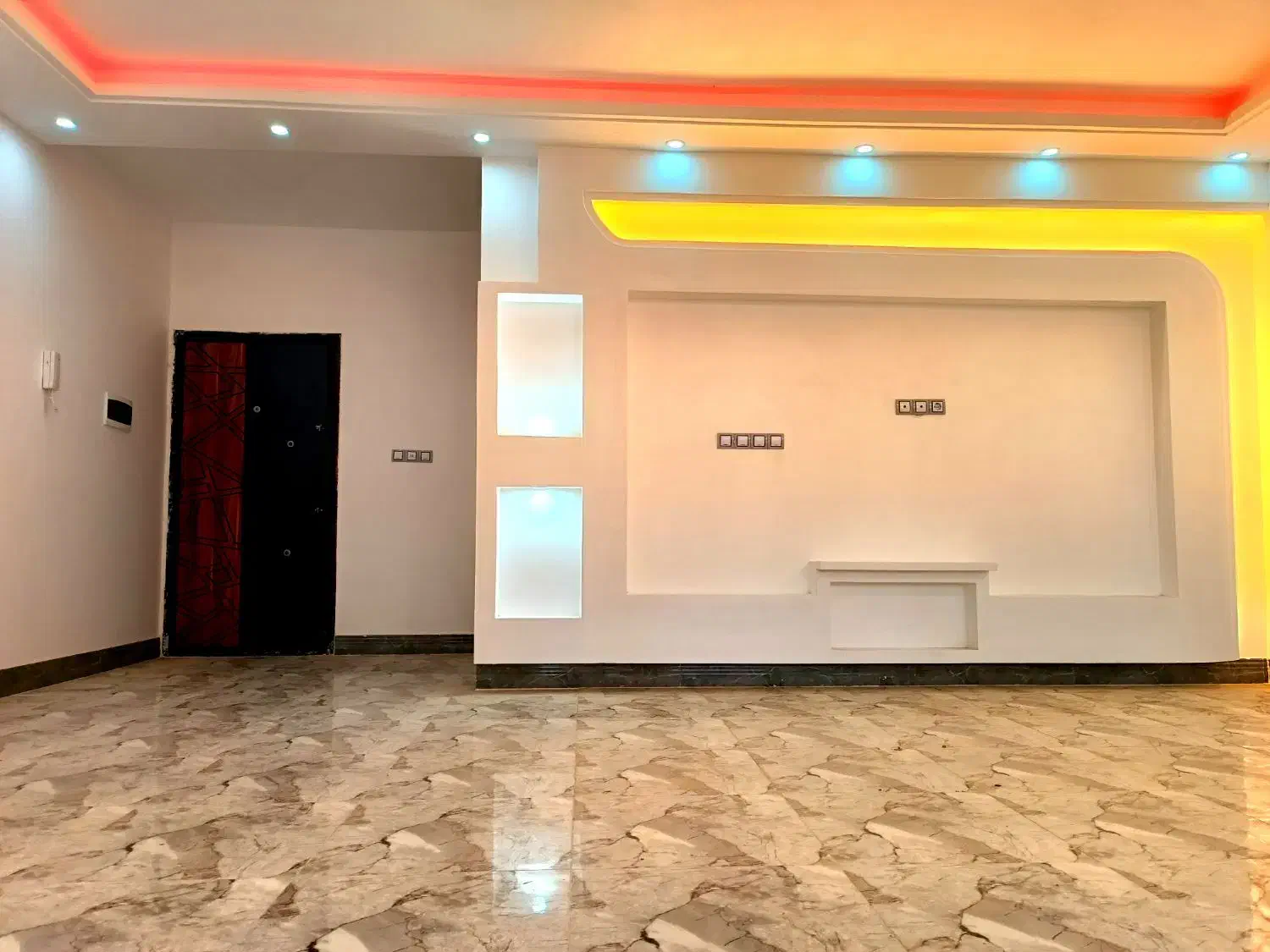 منزل دوطبقه نوساز فلکه معلم اسکلت زمین اپارتمان|فروش خانه و ویلا|مرودشت, فاز دوم شهرک فرهنگیان|دیوار