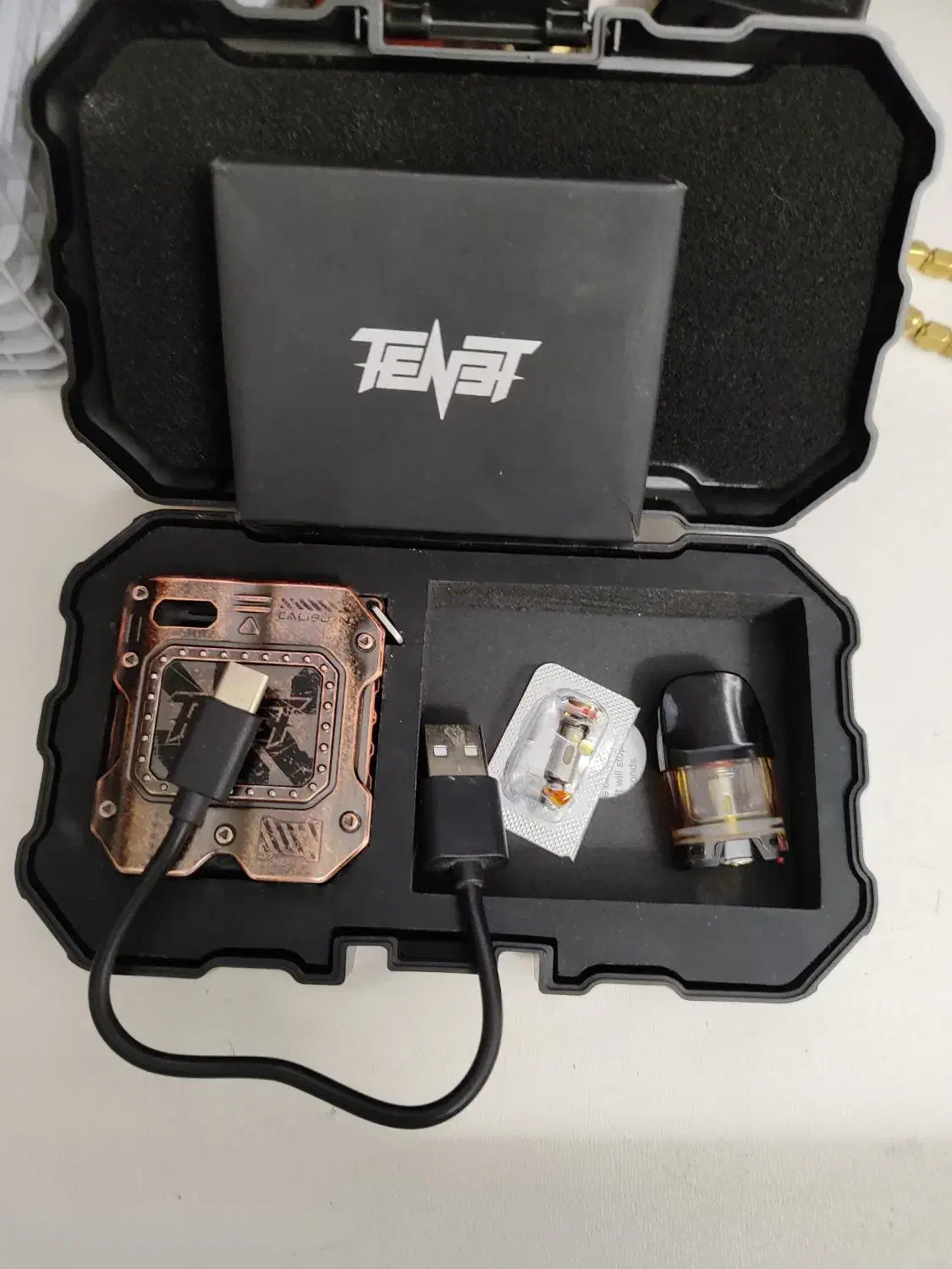 پاد|زیورآلات و اکسسوری|اصفهان, کوی ولی عصر|دیوار