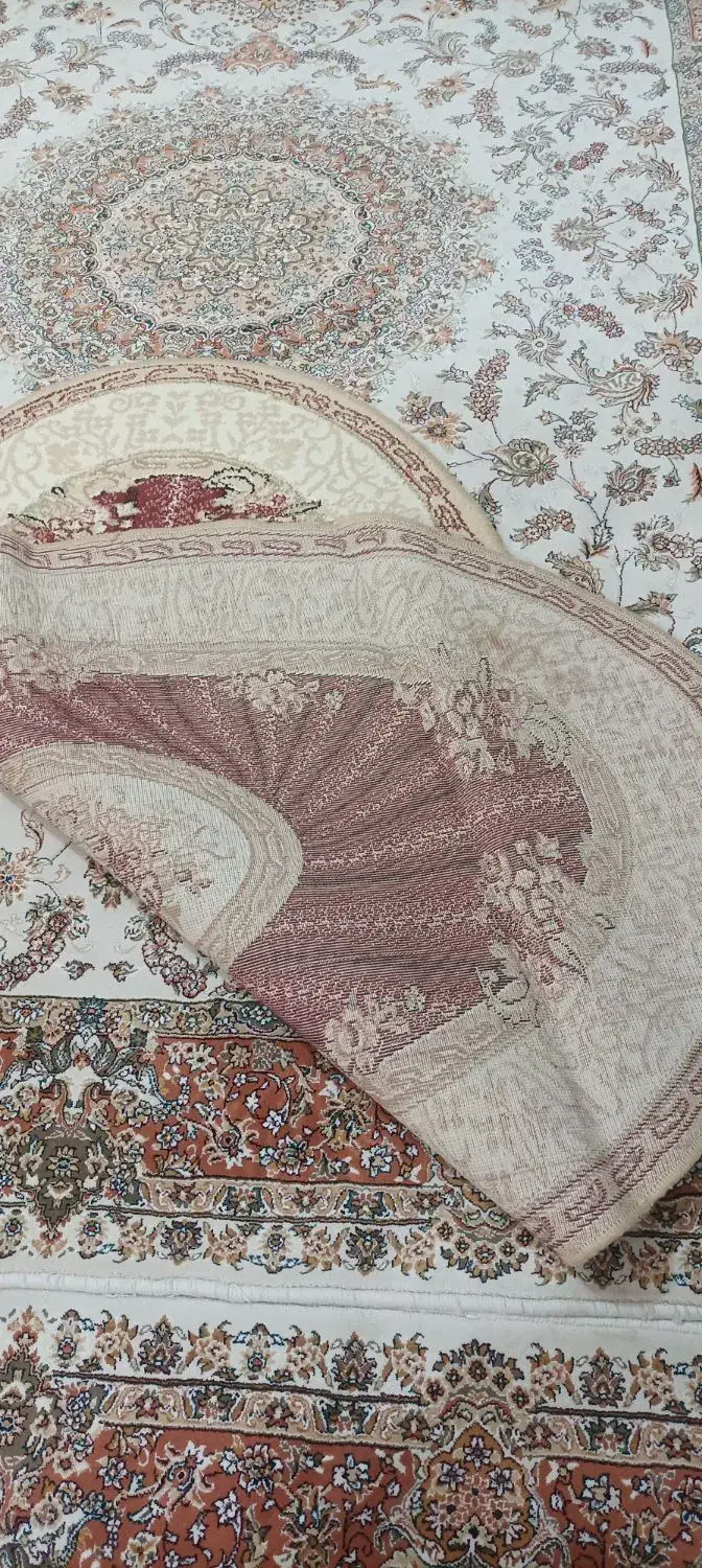 فرش بیضی|فرش|ارومیه, |دیوار