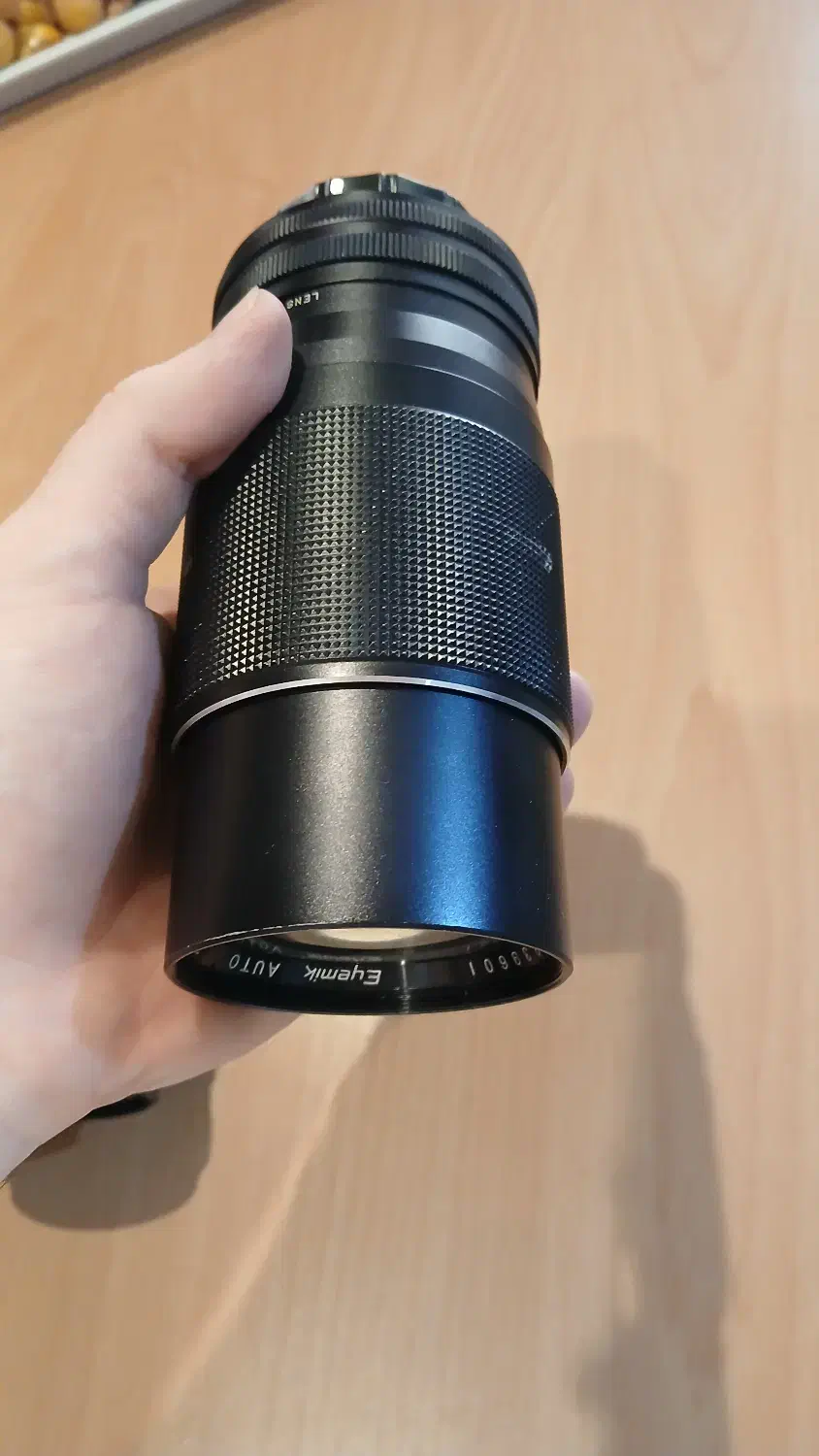 دوربین Canon به همراه لنز و فلش|دوربین عکاسی و فیلم‌برداری|قزوین, |دیوار