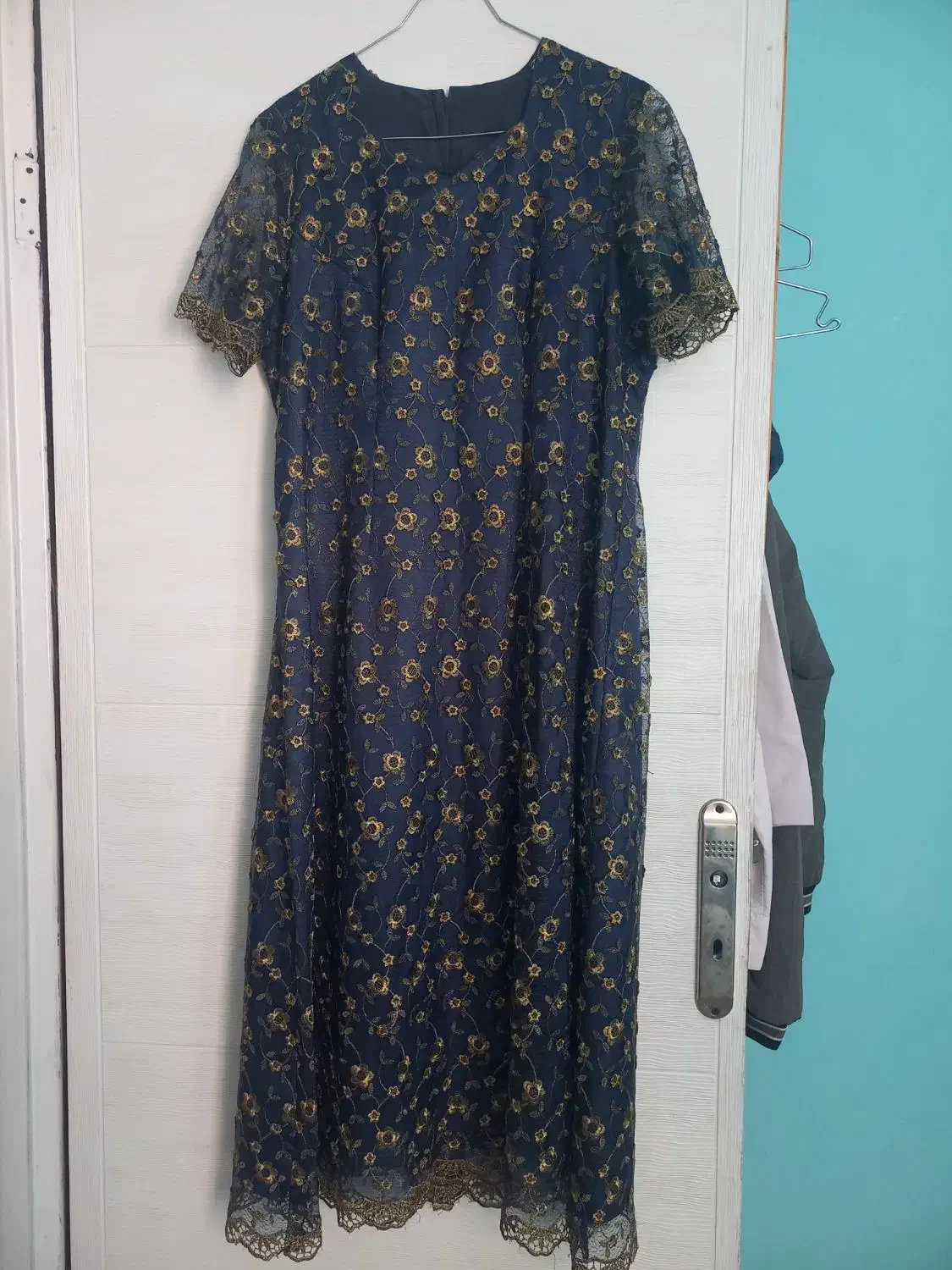 تعدادی لباس|لباس|محمدیه-قزوین, |دیوار