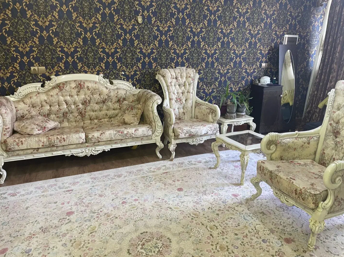 مبل و ناهار خوری|مبلمان خانگی و میز عسلی|بم, |دیوار