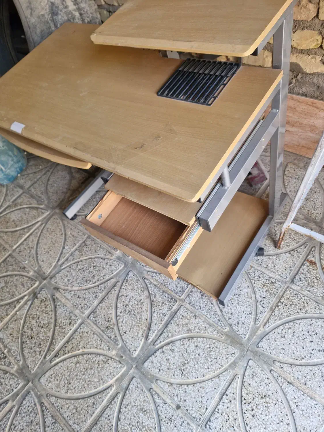 میزتحریردرحد نو|میز تحریر و کامپیوتر|مرودشت, استادیوم|دیوار