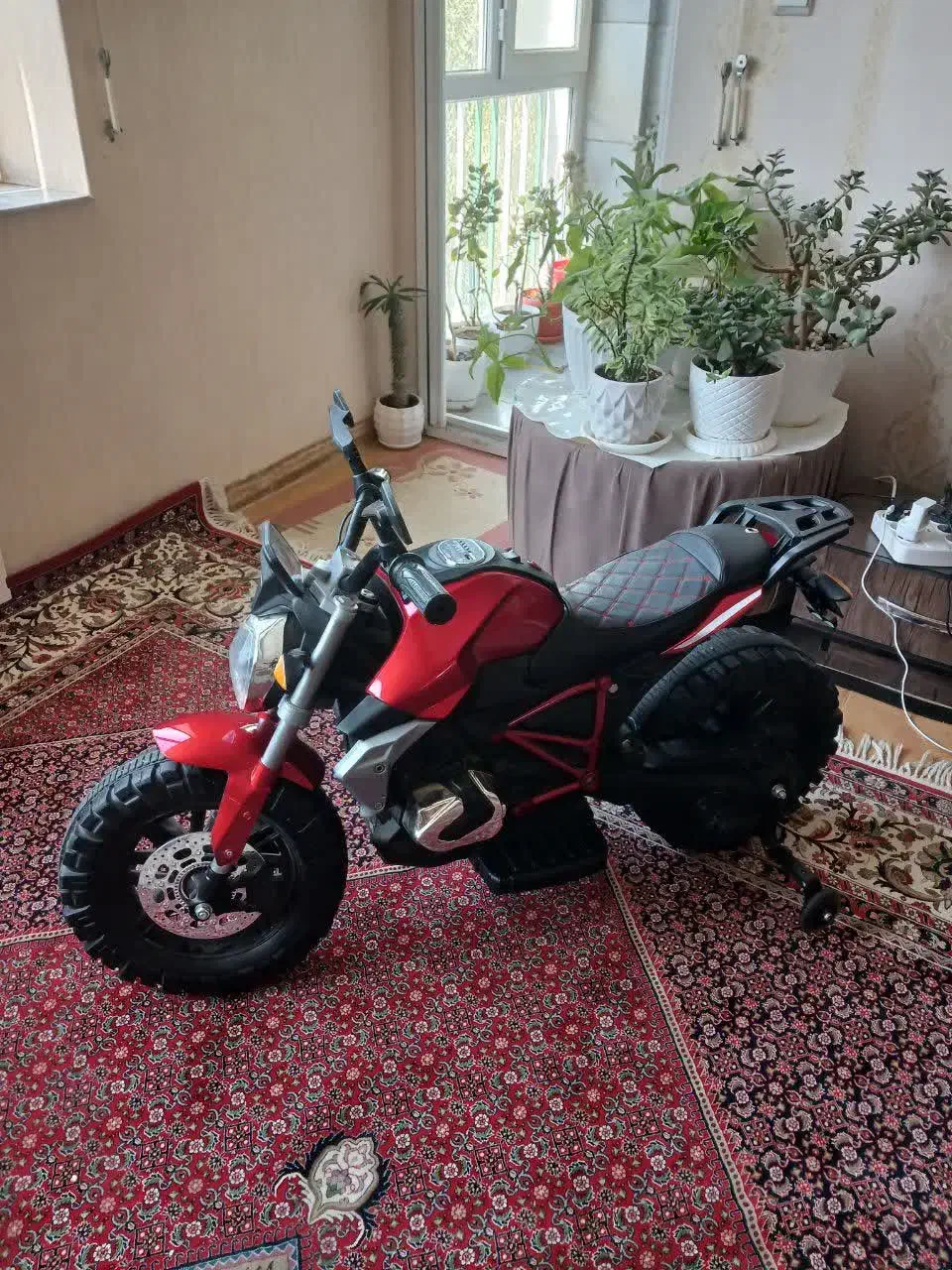 موتور شارژی|اسباب‌‌بازی|همدان, |دیوار