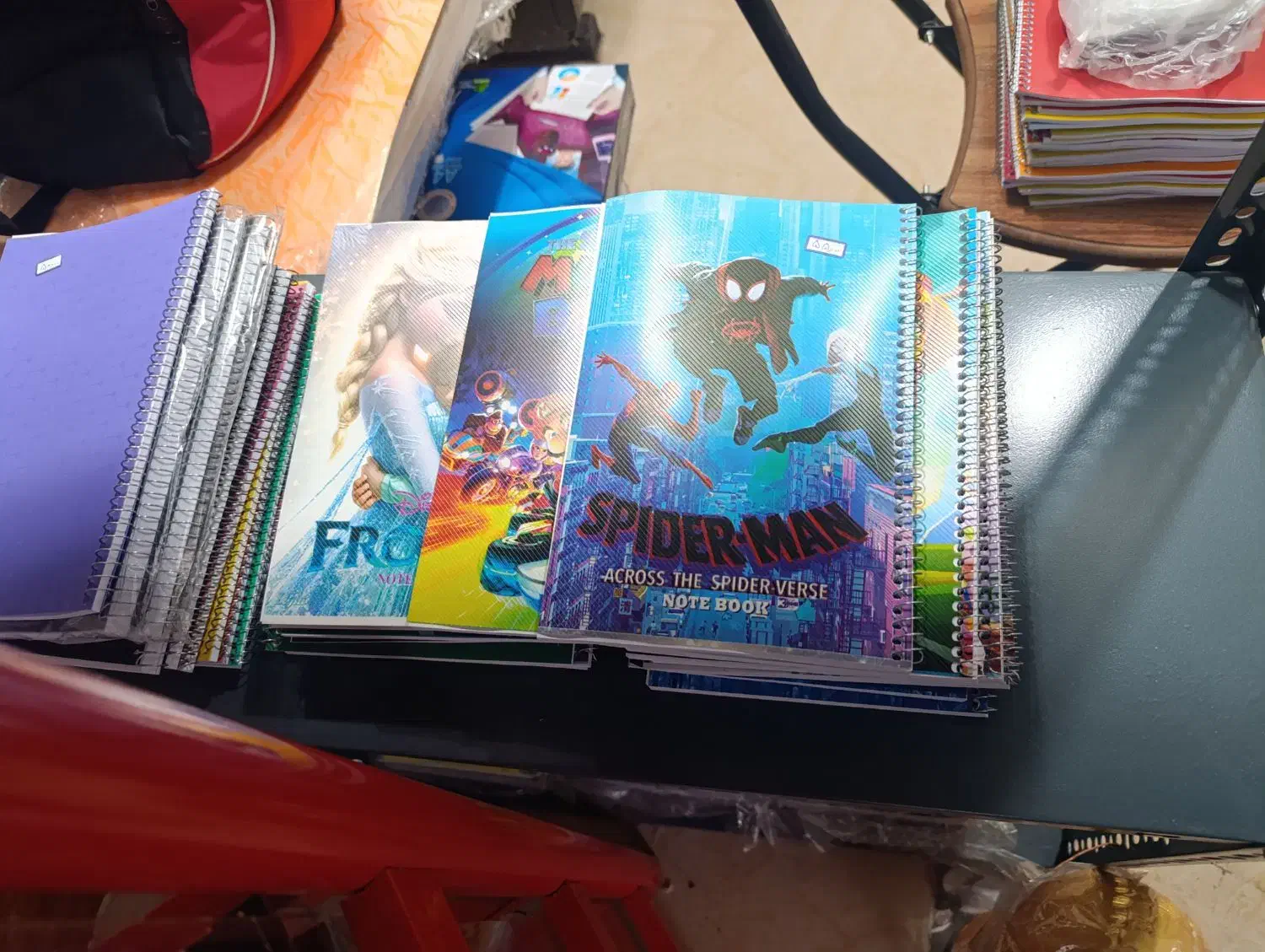 انواع لوازم تحریر وورزشی|لوازم التحریر|رودسر, |دیوار