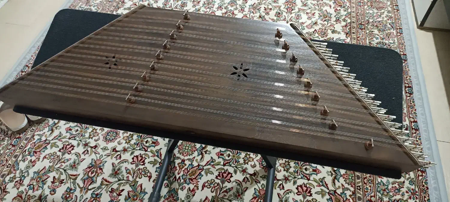 سنتور و میز|سازهای سنتی|سنندج, |دیوار