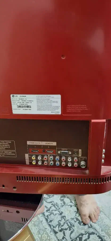 تلویزیون ۳۲ اینچ ال جی|تلویزیون و پروژکتور|اراک, |دیوار