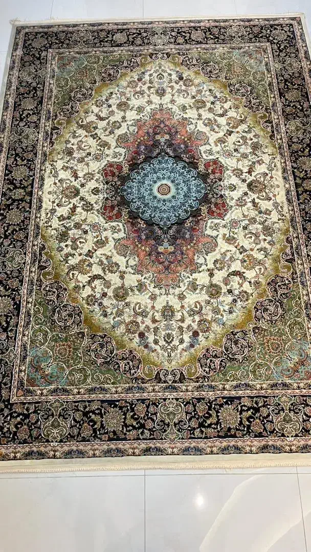 فرش در گنبد|فرش|گنبد کاووس, |دیوار