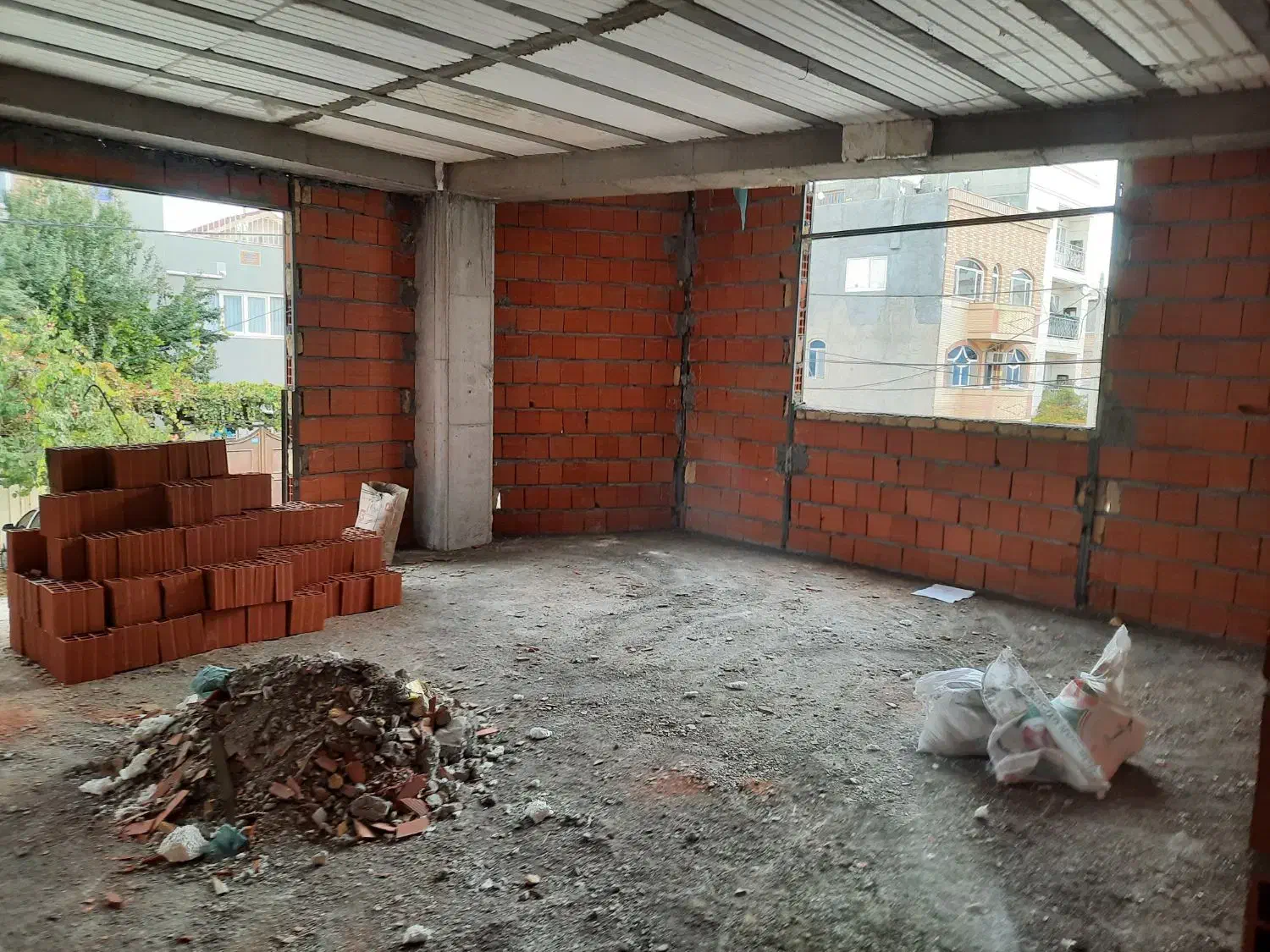 پیش فروش سه طبقه سه واحد|پیش‌فروش املاک|بجنورد, |دیوار