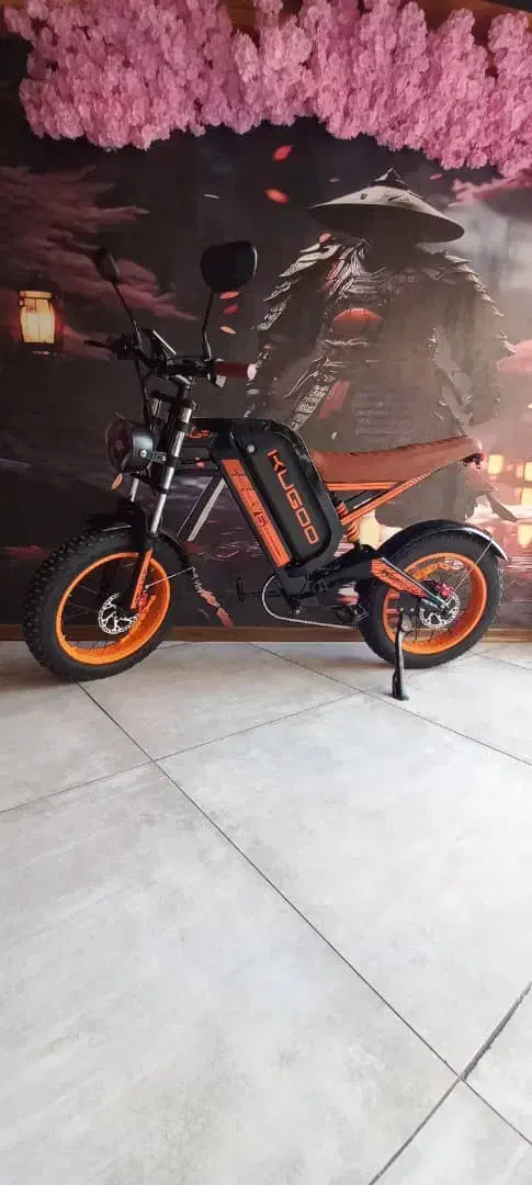 دوچرخه برقی اسکوتر موتور برقی کوگوv6 اورجینال|دوچرخه، اسکیت، اسکوتر|تهران, جنتآباد جنوبی|دیوار