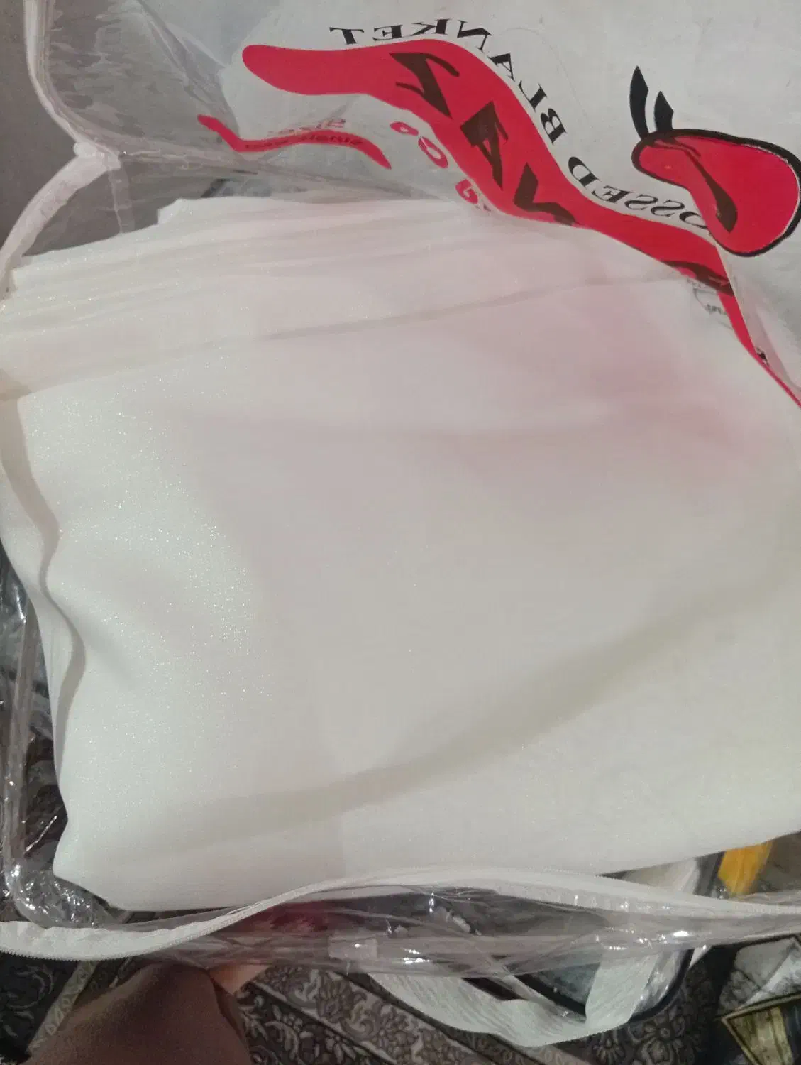 پرده شاین دار|پرده، رانر، رومیزی|نمین, |دیوار