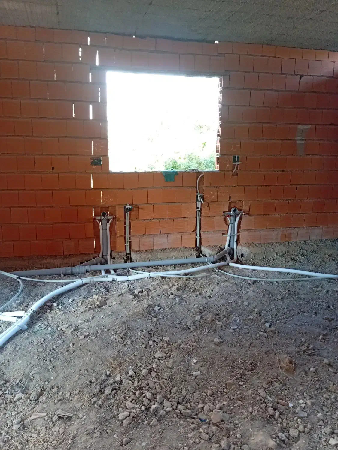 اجرای لوله کشی ساختمون|خدمات پیشه و مهارت|شیرگاه, |دیوار