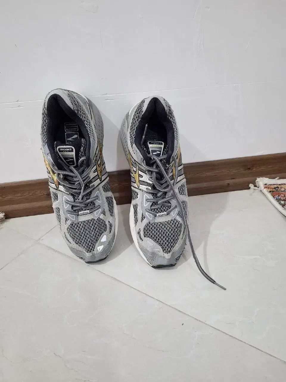 کتونی اورجینال اصل بروکس|کیف، کفش، کمربند|مشکین‌دشت, |دیوار