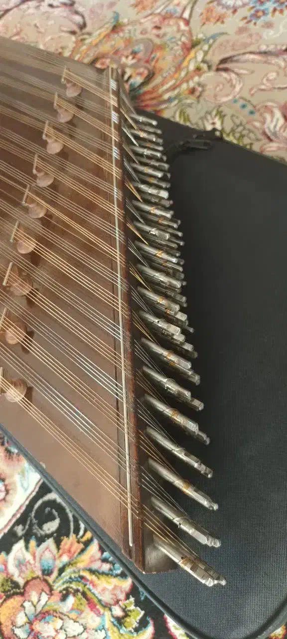 سازهای سنتی|سازهای سنتی|فلاورجان, |دیوار