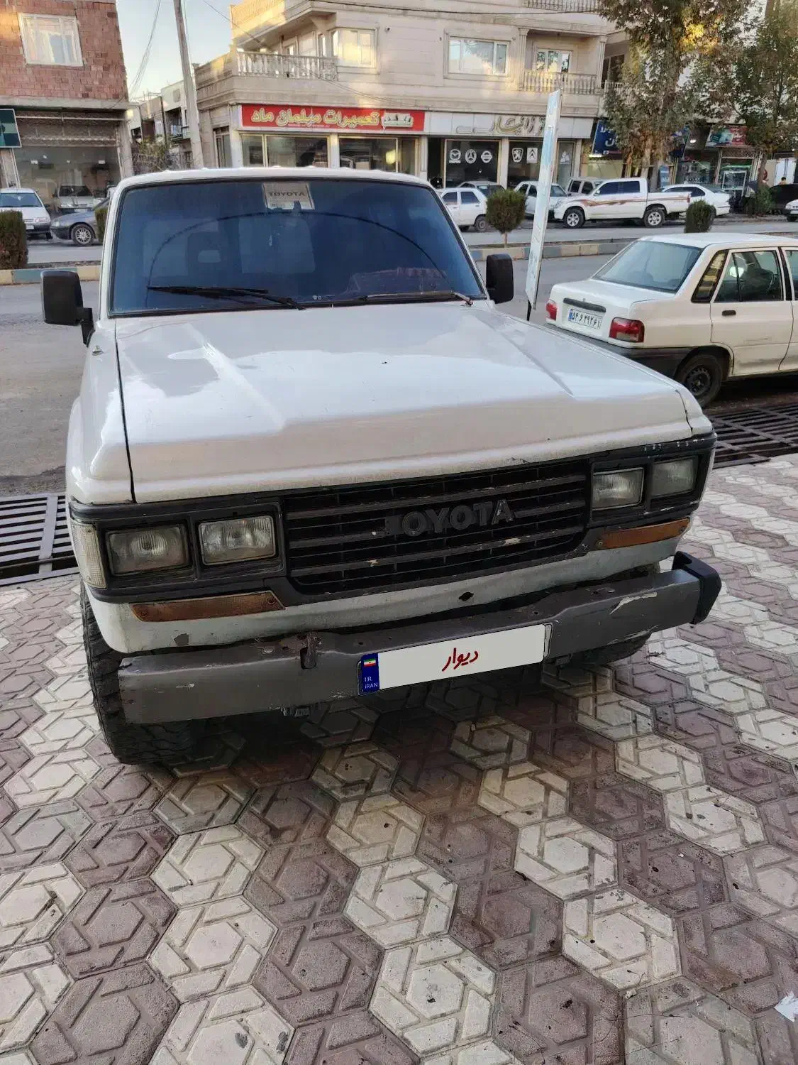تویوتا استیشن مدل ۱۹۸۳ فرماندهی معاوضه یا نقدی|خودرو سواری و وانت|مریوان, |دیوار