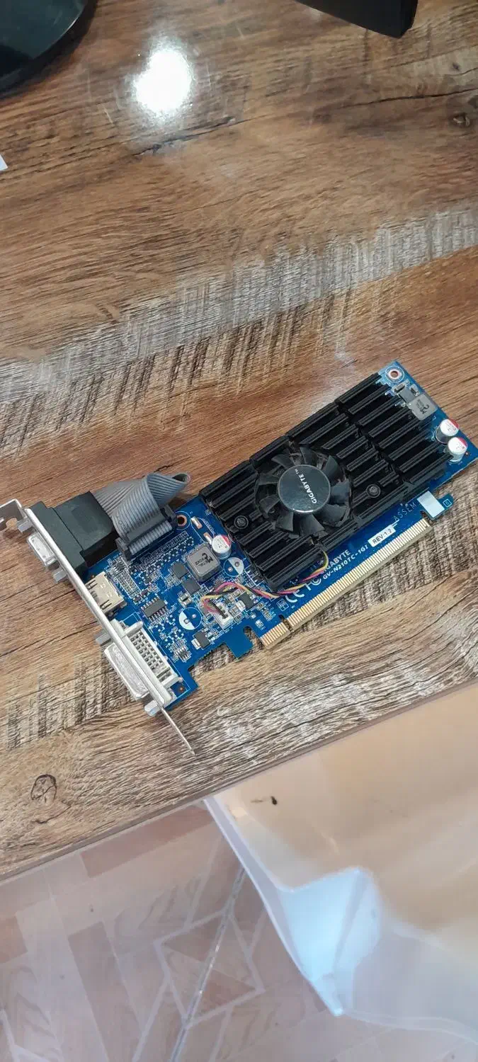 کارت گرافیک ۱ گیگ|قطعات و لوازم جانبی رایانه|مشهد, شهرآرا|دیوار