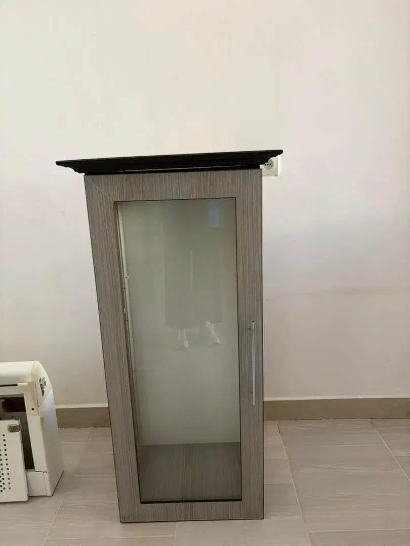 هود آشپزخانه|هود|رباط‌کریم, رباط‌کریم|دیوار