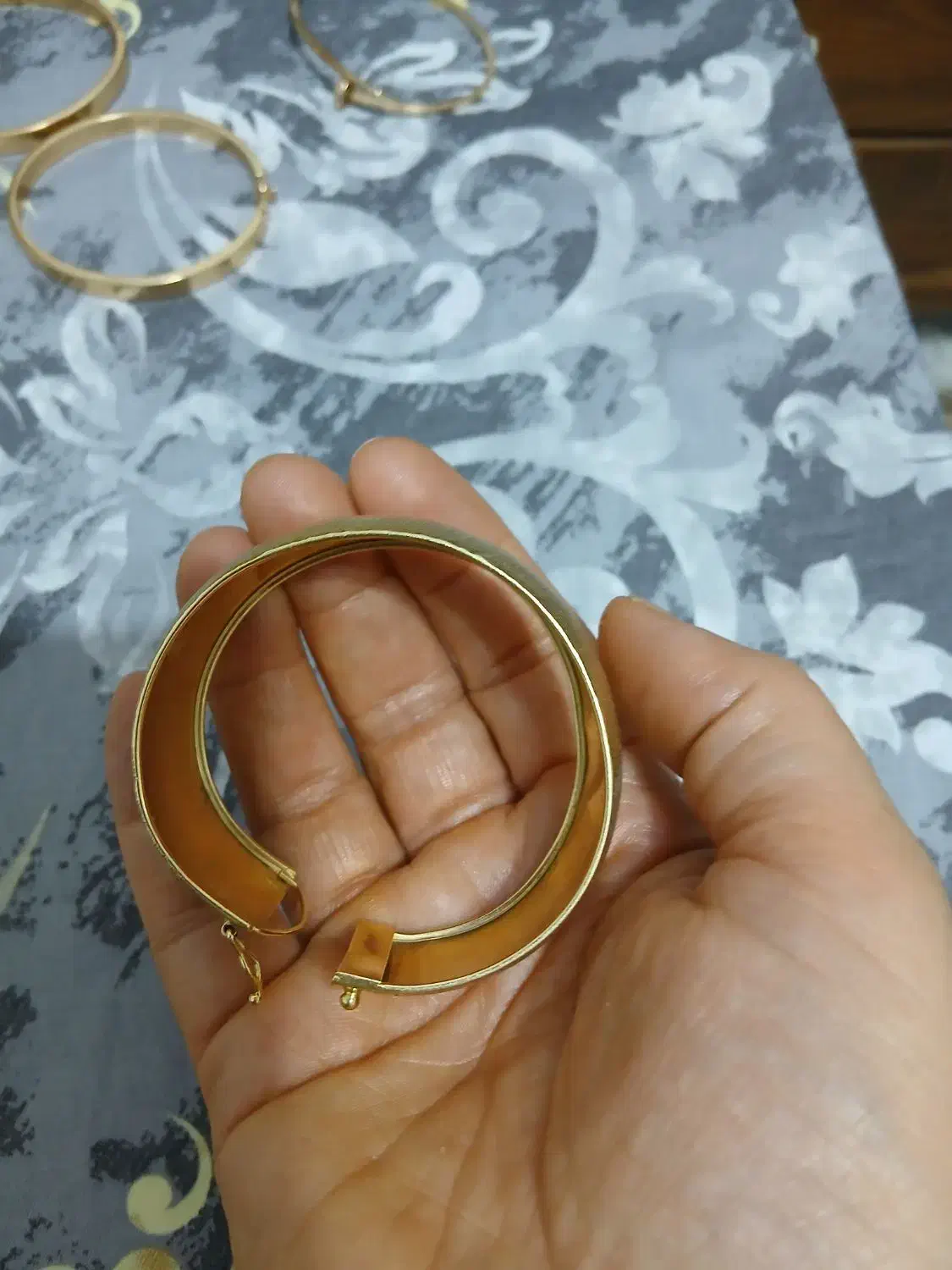 دستبند کارتیه طلا وگوشواره نو وچشم نظر|جواهرات|اصفهان, حسین‌آباد|دیوار