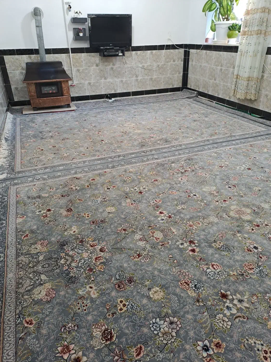 فرش ۲متر از ۳ متر|فرش|بانه, |دیوار