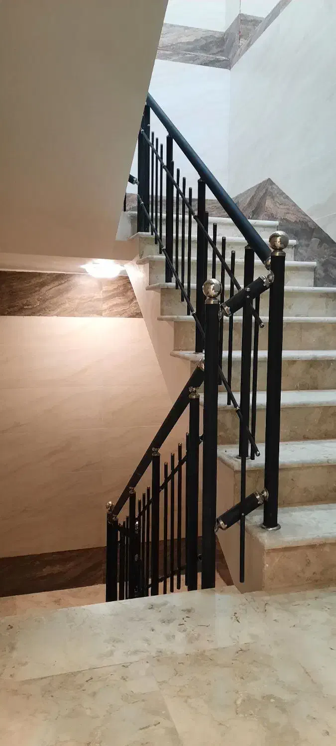 فروش و اجرای انواع حفاظ و نرده استیل و آمینیوم|خدمات پیشه و مهارت|اردبیل, |دیوار