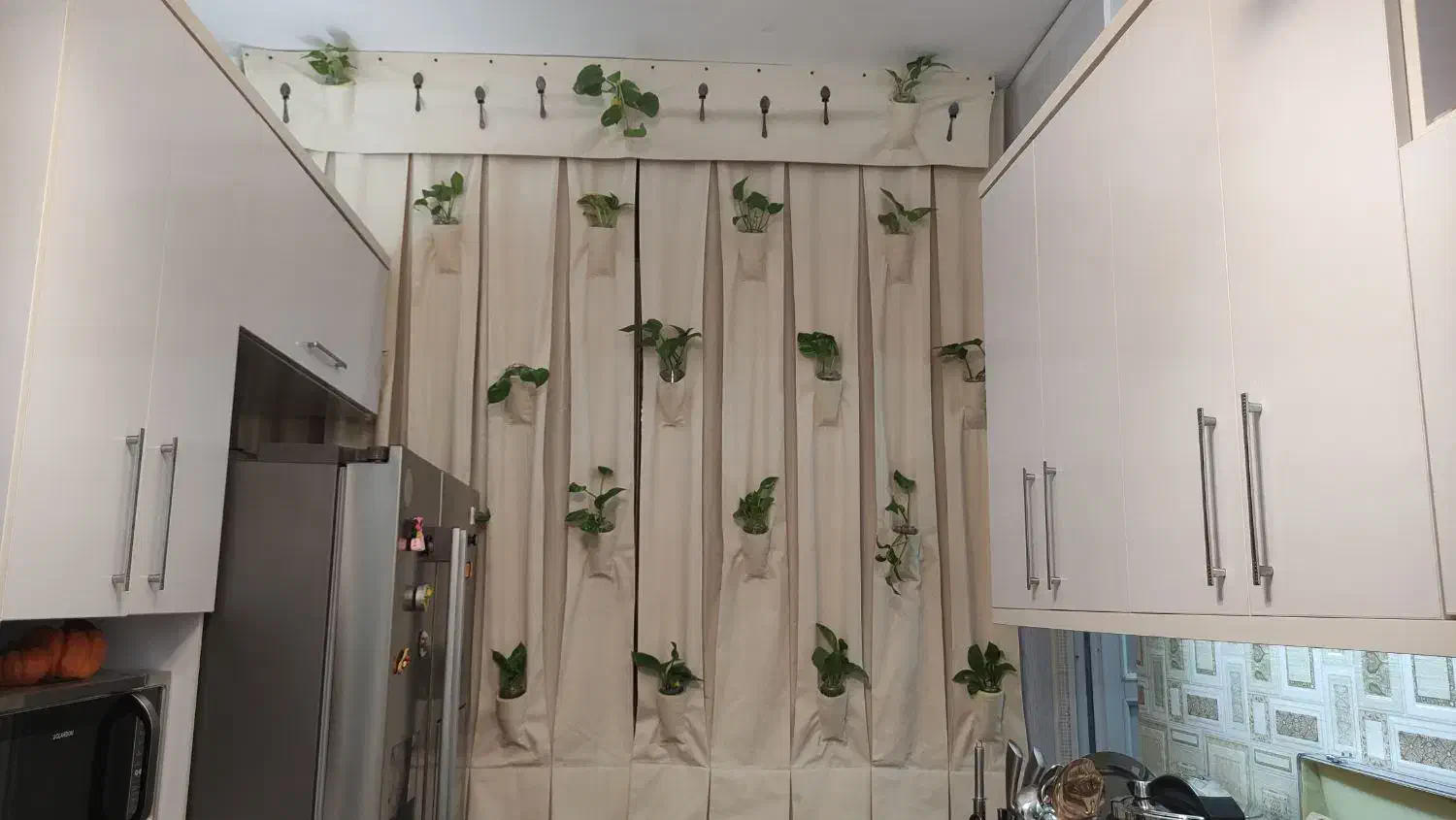 پرده|پرده، رانر، رومیزی|شهر ری, شهید غیوری (ابن باویه)|دیوار