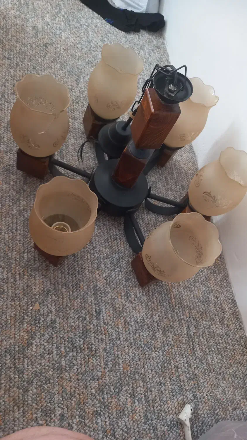 لوستر ۶ شعله|لوستر و چراغ آویز|مشهد, آزادشهر|دیوار