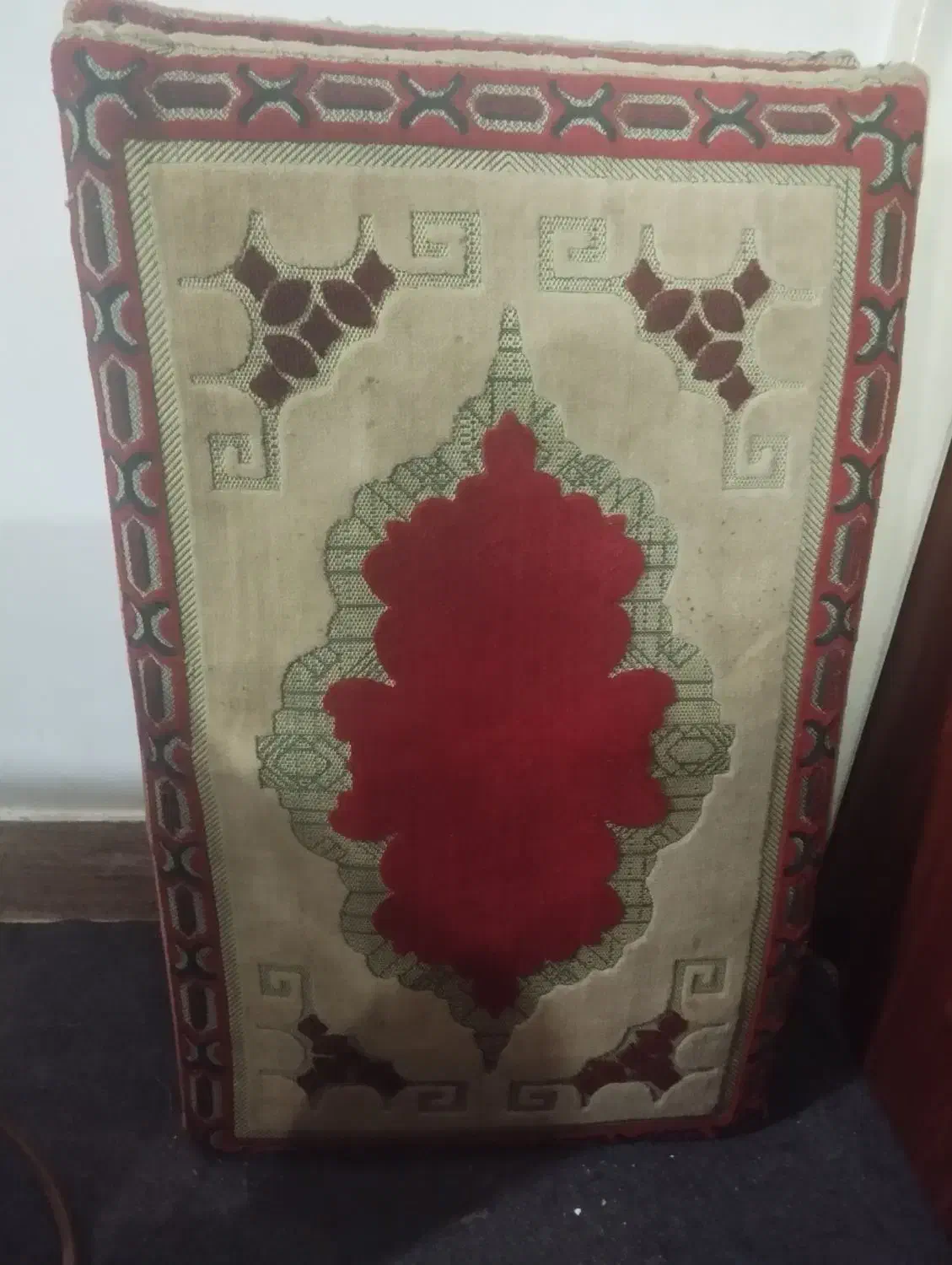 پشتی|پشتی|گرگان, |دیوار