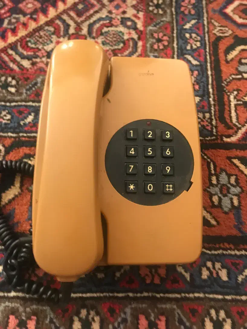 گوشی تلفن کلاسیک کاملا سالم|تلفن رومیزی|اردبیل, |دیوار