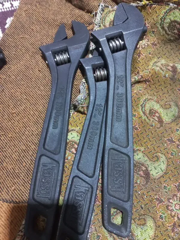 ۲۰عدد آچار فرانسه شماره ۱۲|ابزارآلات|نظرآباد, رسالت|دیوار