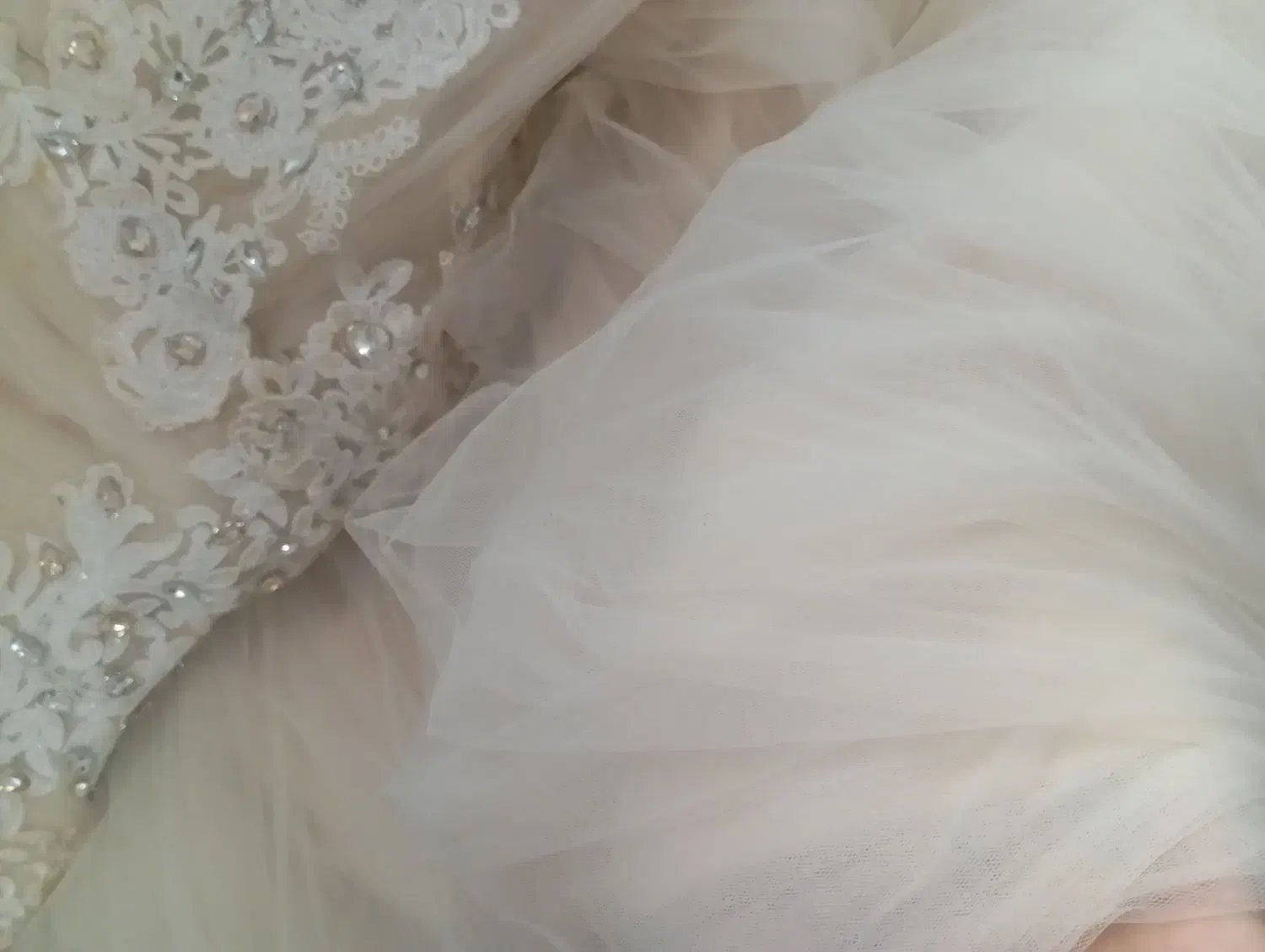 لباس عروس|لباس|قم, زند آباد|دیوار