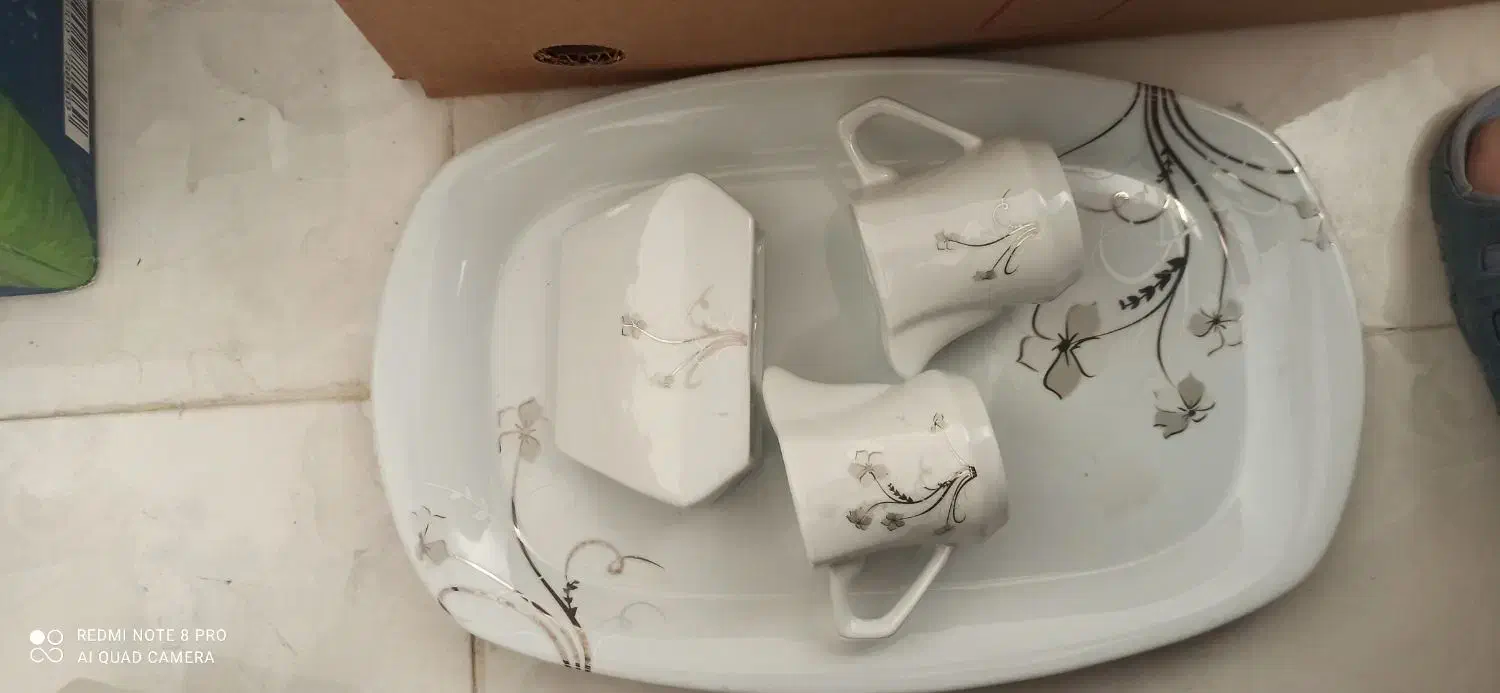 ظرف چینی جنس عالی|ظروف سرو و پذیرایی|روانسر, |دیوار