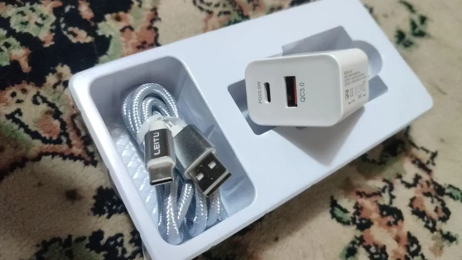 شارژر دو زمانه حراج|لوازم جانبی موبایل و تبلت|اهواز, آسیاباد|دیوار