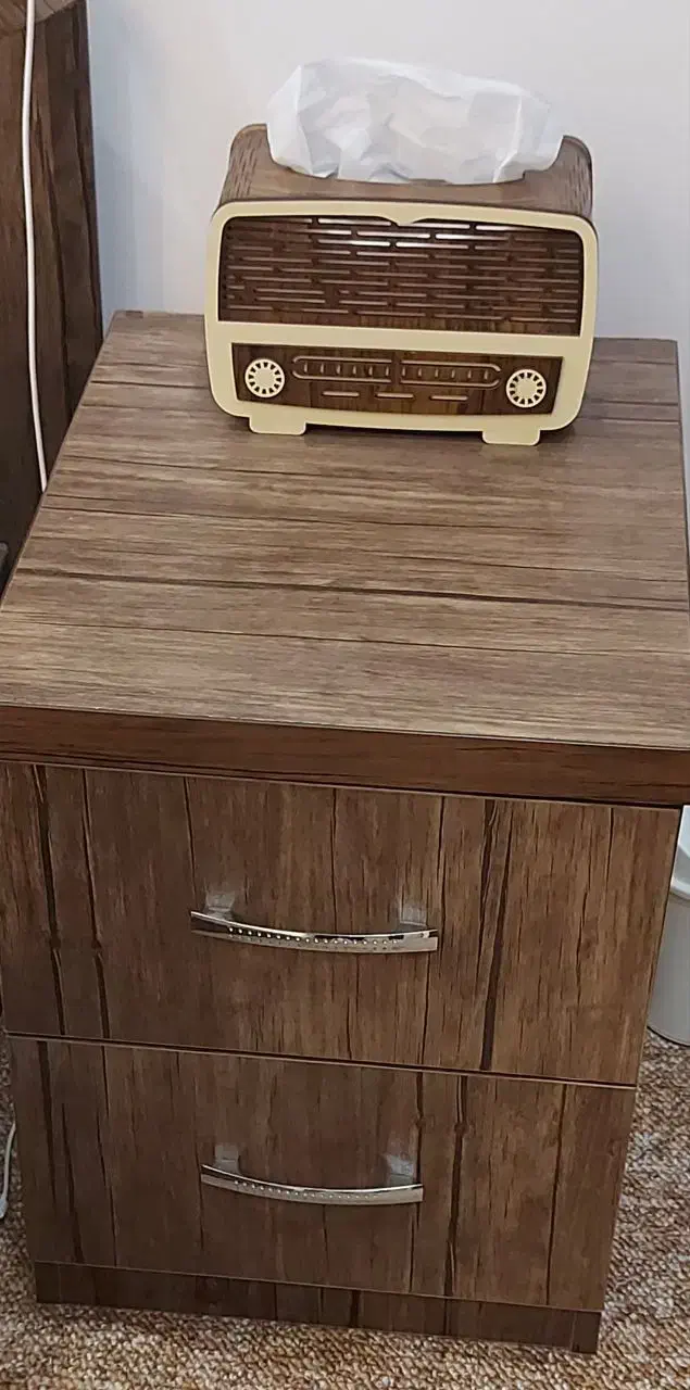 دراور و دو تا پاتختی کاملا سالم و بدون خط و خش|تخت و سرویس خواب|تنکابن, |دیوار