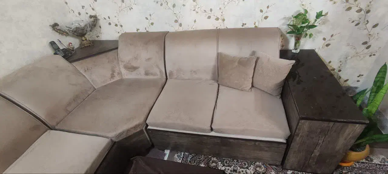 مبلمان منزل ۷ نفره|مبلمان خانگی و میز عسلی|کاشان, دروازه جوشقان|دیوار