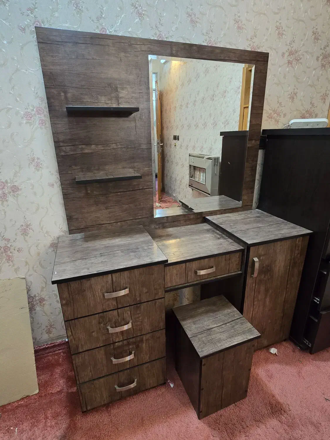 سرویس خواب|تخت و سرویس خواب|شیراز, آبیاری|دیوار