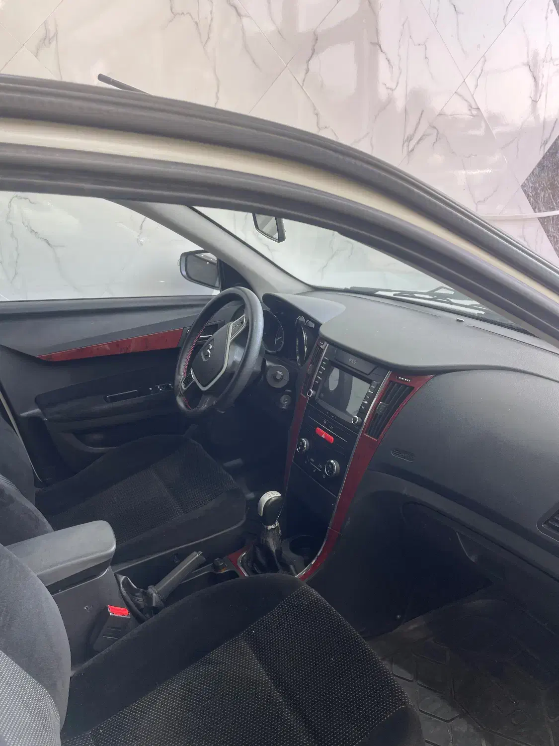 دنا پلاس مدل ۹۸ درحد خشک|خودرو سواری و وانت|تبریز, |دیوار