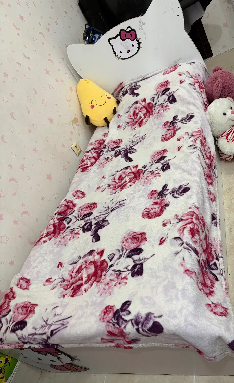 فروش تخت خواب کودک‌ با تشک، کمد و بوفه|تخت و صندلی بچه|بوشهر, |دیوار