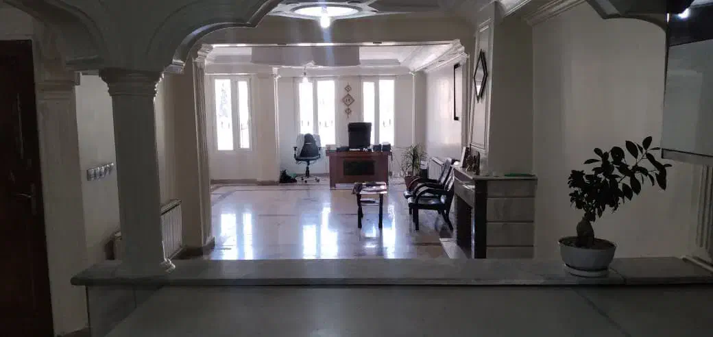 ۱۴۵ متری / دو پارکینگ / هم اداری هم مسکونی