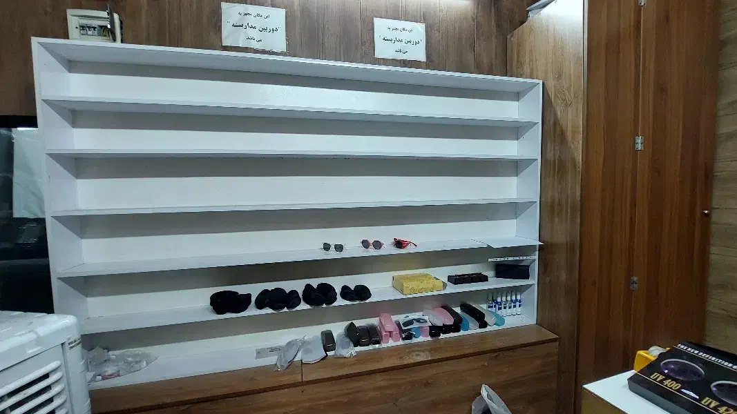 ویترین کتابخانه و دکور مغازه|فروشگاه و مغازه|شیراز, تندگویان|دیوار